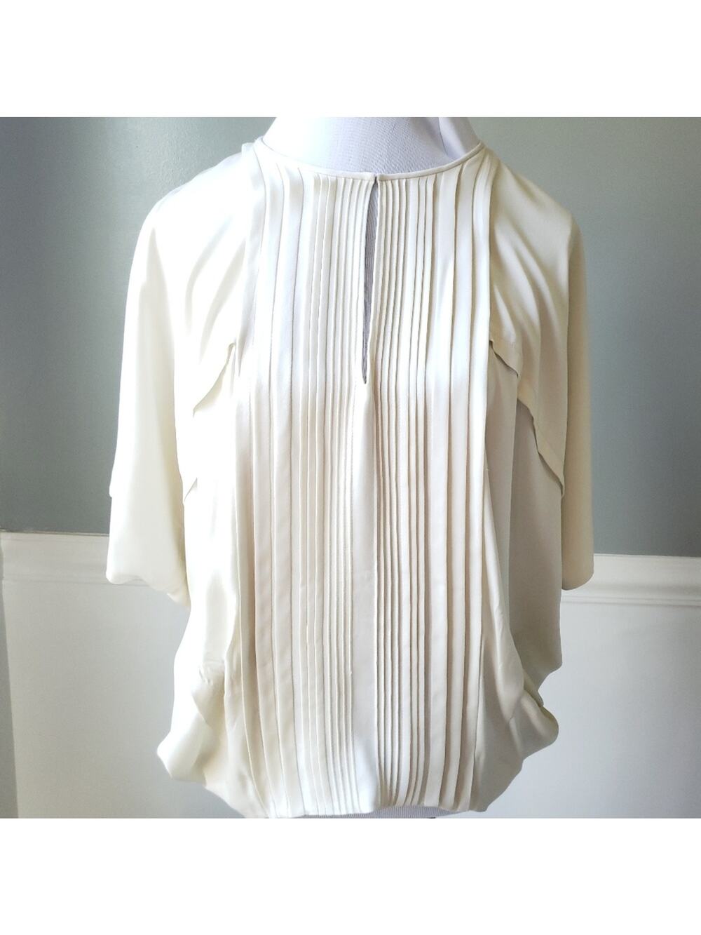 DVF Diane Von Furstenberg SILK Cream Career Blouse Shirt Top Small Lined